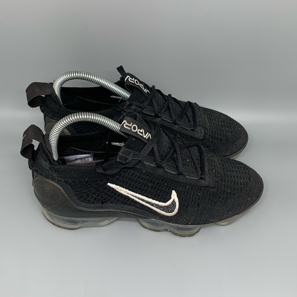 Nike Air Vapormax Flyknit Running Shoes Women’s Sz‎ 7 - Picture 1 of 10